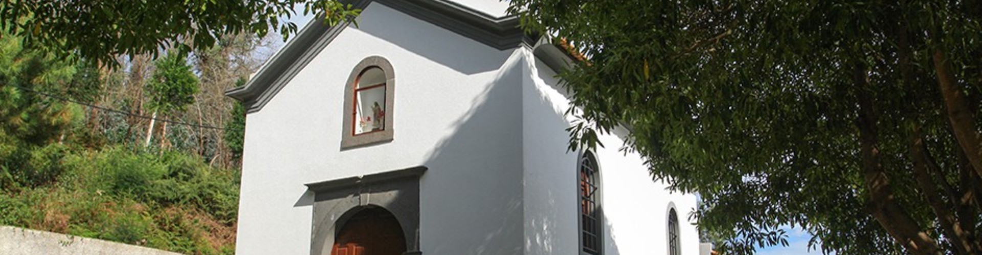 Capela dos Cardais Chapel, Santo da Serra, Madeira