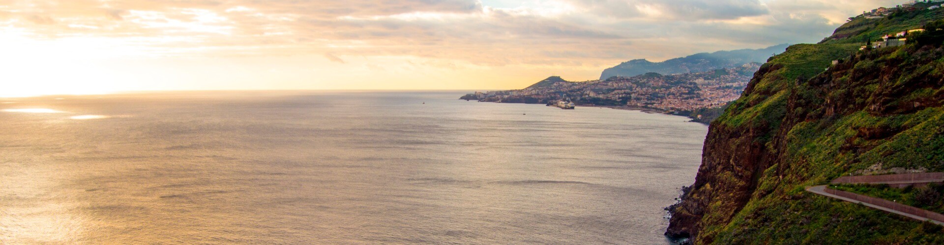 Cristo Rei, Conde Carvalhal and Funchal