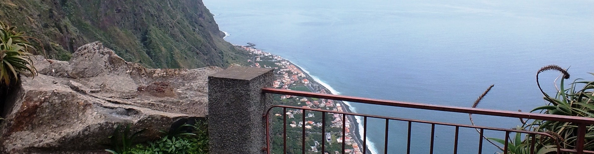 Miradouro O Precipício Viewpoint in Faja da Ovelha, Calheta, Madeira