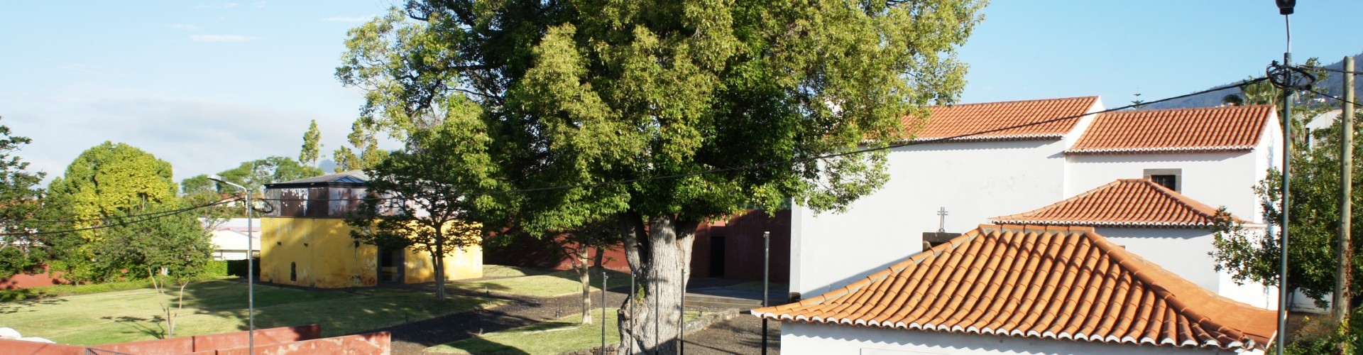 Santo Amaro Historic Center - Captain'sTower