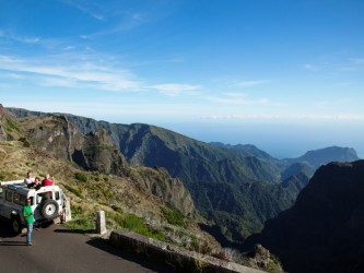 Combo Expedition. Full Day. Levada & Jeep Safari in Madeira