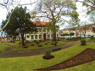 Edificio Tribunal de Santa Cruz Court Building, Madeira Monuments