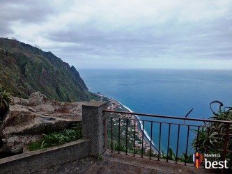 Miradouro O Precipício Viewpoint in Faja da Ovelha, Calheta, Madeira