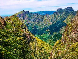 Pico Areeiro to Pico Ruivo Walk, Madeira