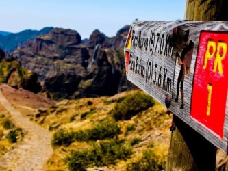 Madeira Highest Peaks Walk from Pico Areeiro to Ruivo