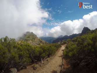 PR1.2 Vereda do Pico Ruivo Hiking Trail in Madeira