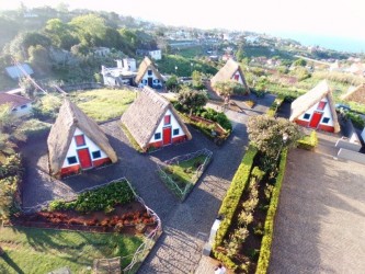 santana typical houses madeira