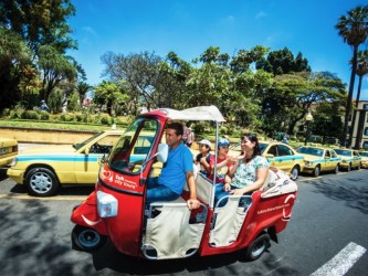 Camara de Lobos – Tuk Night Tour