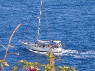 West Coast Tour on Sailboat Madeira