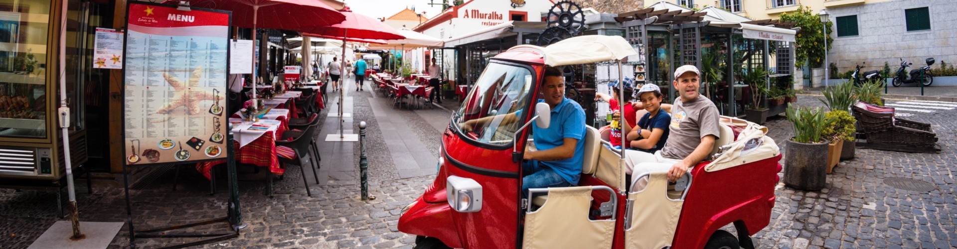 Tuk Tuk Tour & Catamaran